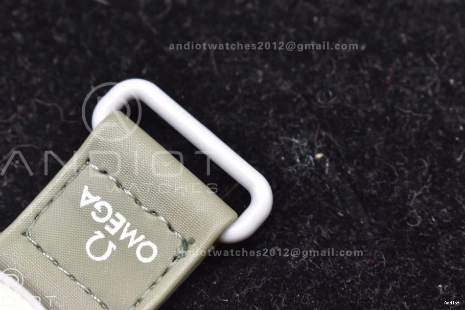 Swatch Strap Mission Moonwatch Omega to Quartz Pluto Nylon x Bioceramic on 0319